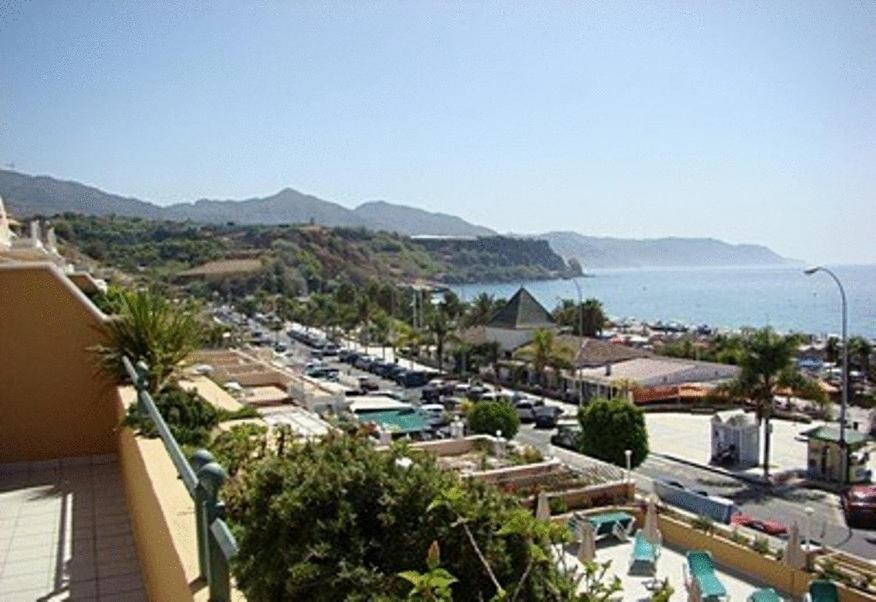 Apartamentos Nerja Bahia Екстер'єр фото