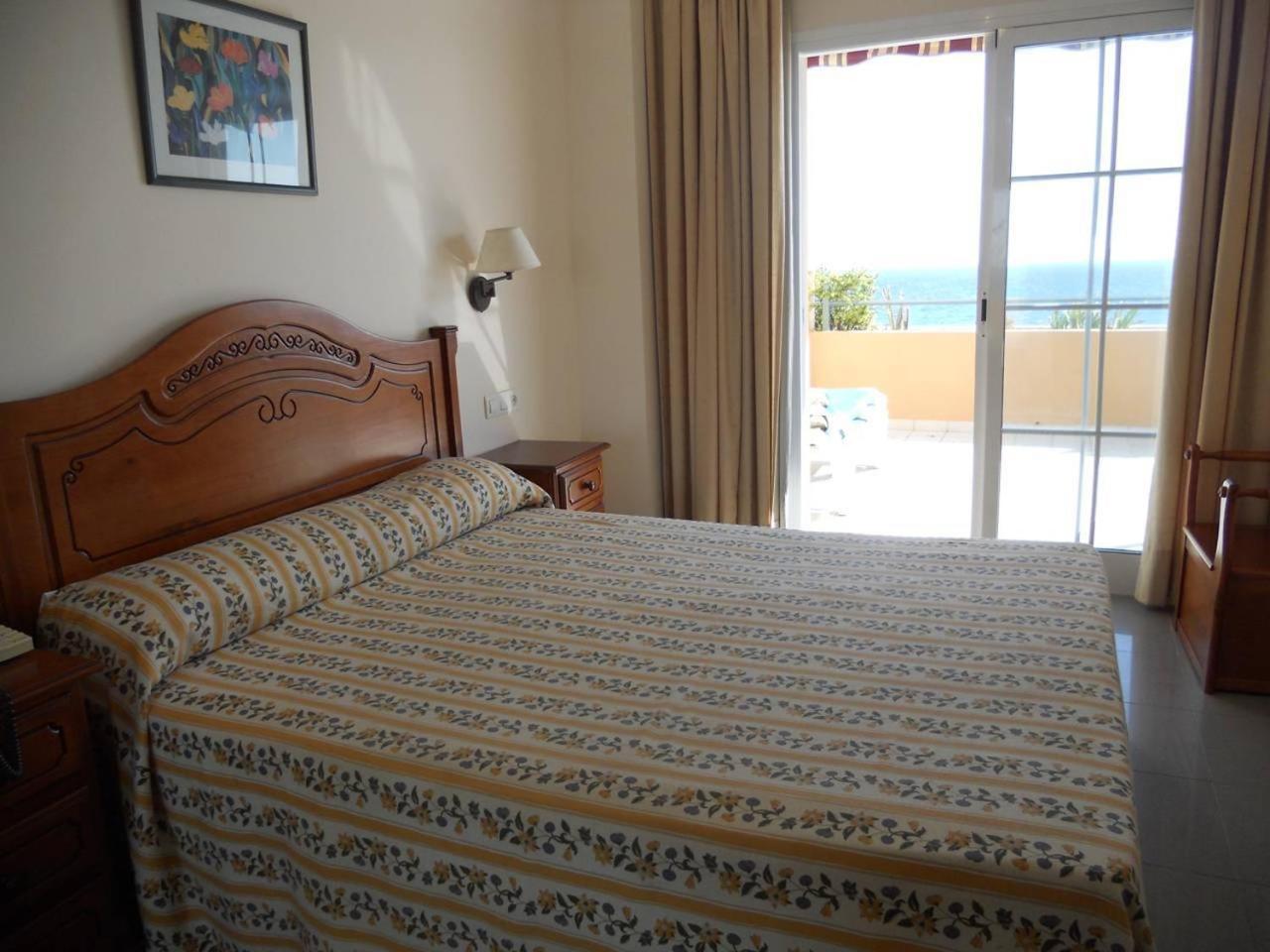 Apartamentos Nerja Bahia Екстер'єр фото