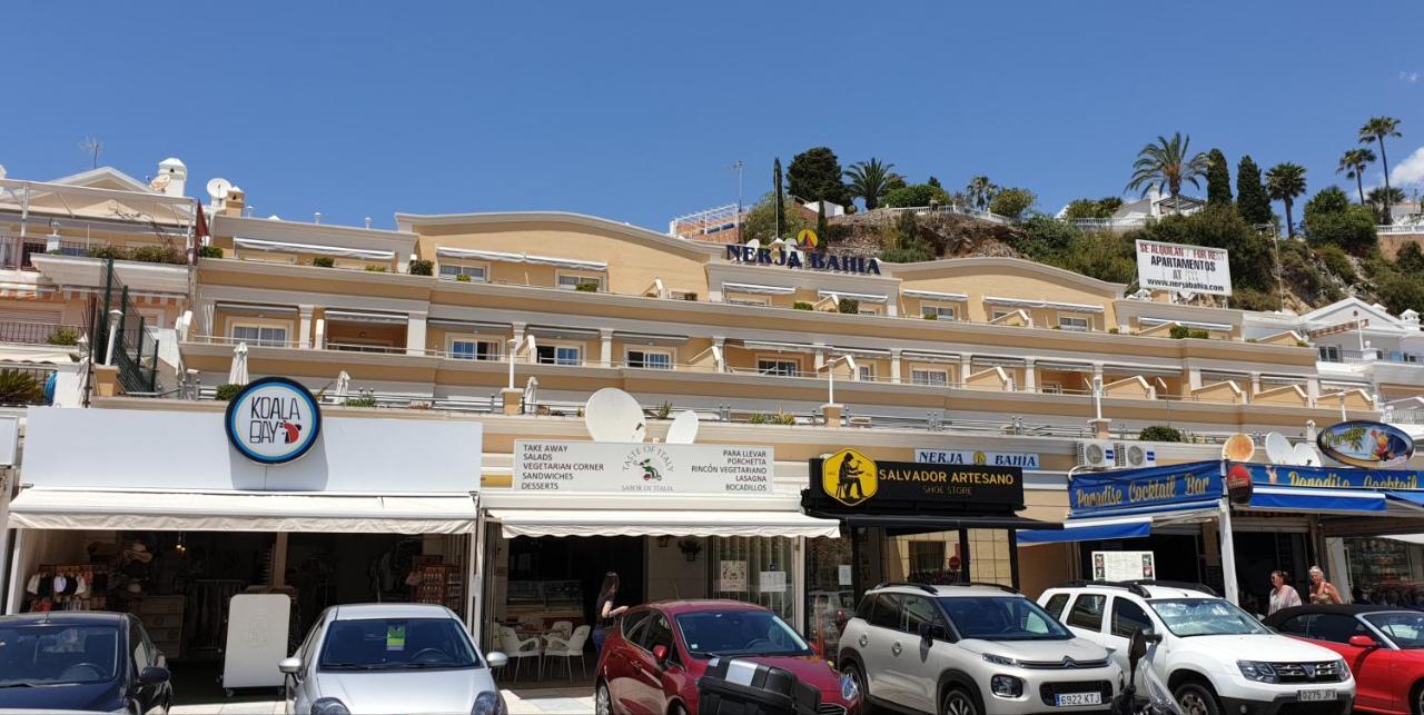 Apartamentos Nerja Bahia Екстер'єр фото